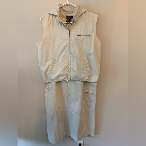 mac & jac Dresses & Skirts - MAC & JAC Cream Hooded Vest & Utility Skirt